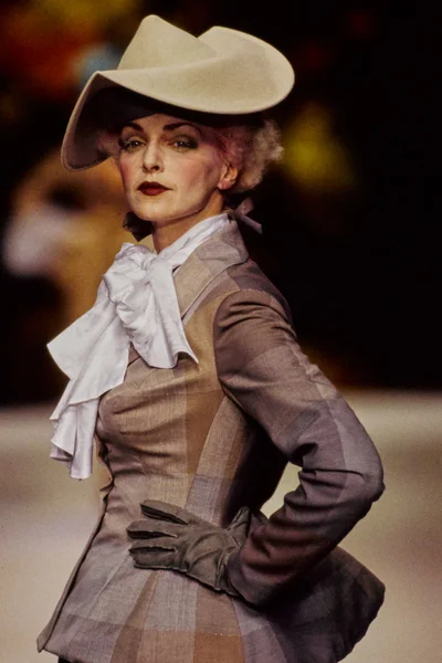 Look 89